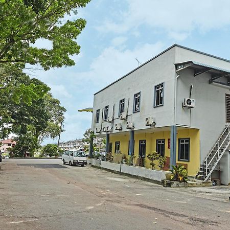 Super Oyo 44036 Hotel De Perdana Hill Batu Pahat Exterior foto