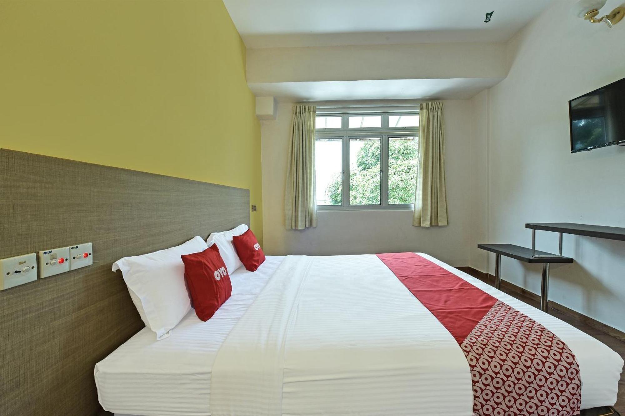 Super Oyo 44036 Hotel De Perdana Hill Batu Pahat Exterior foto