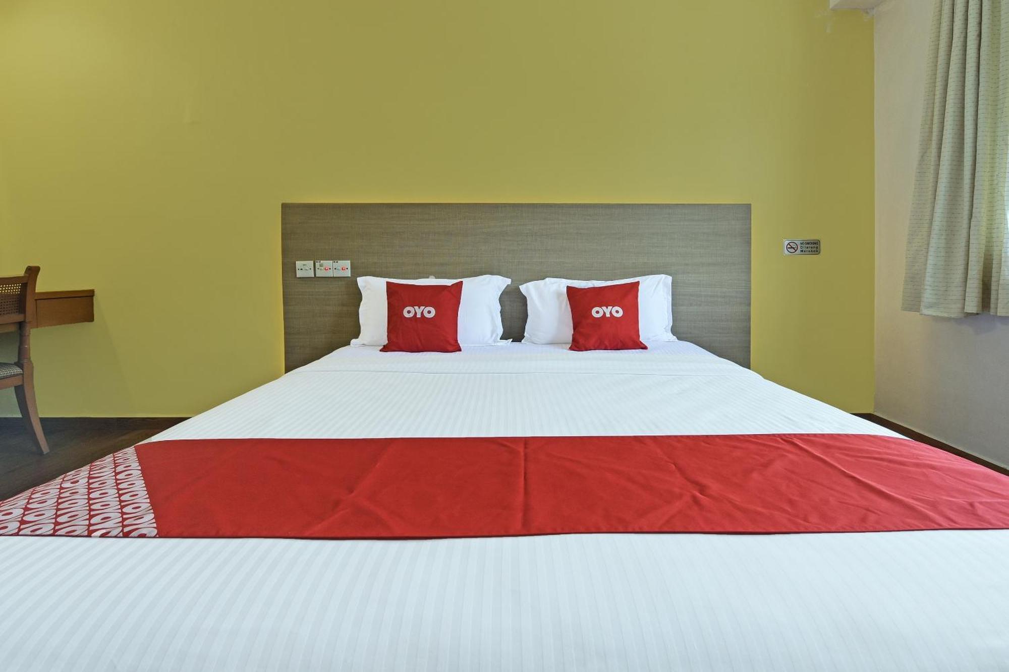 Super Oyo 44036 Hotel De Perdana Hill Batu Pahat Exterior foto